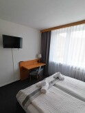 Pokój standard kierunek parking 4+0, Mountain Hotel Jelenovska ***