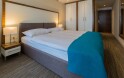 Pokój typu superior z balkonem i widokiem na morze, Hotel Katarina, Selce, Chorwacja
