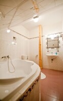 Apartament na poddaszu z narożną wanną, Pension Trámky, Vikýřovice, Jeseniky