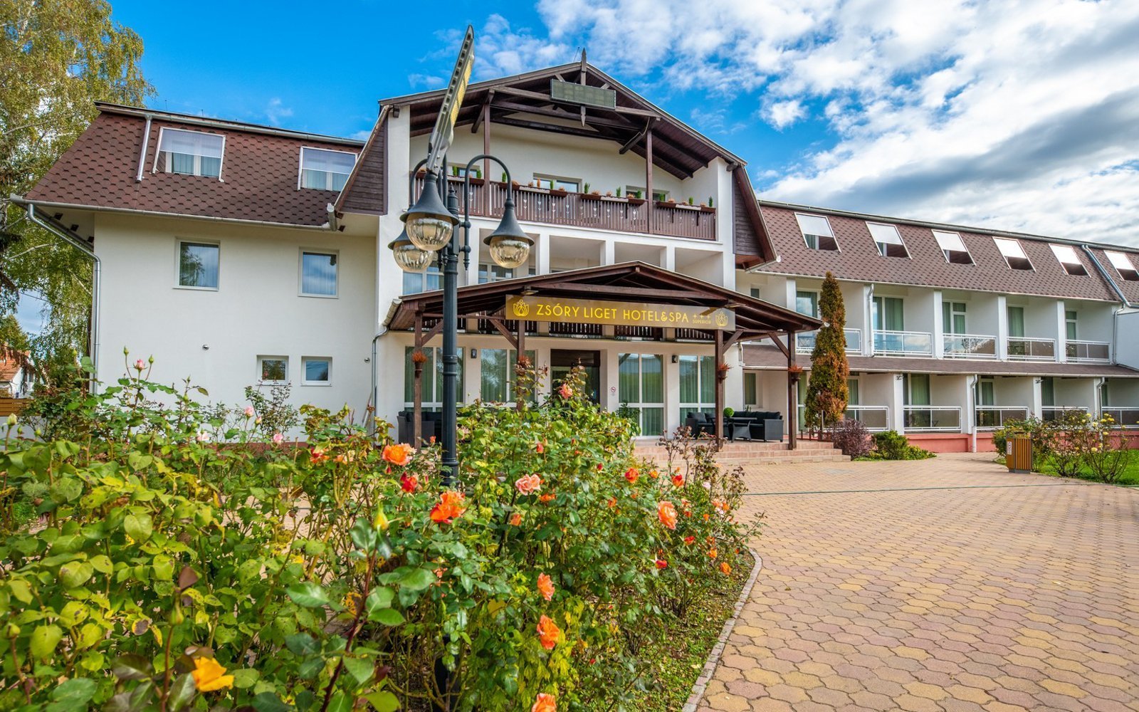 

Węgry: Pobyt w łaźniach termalnych w Zsóry Liget Hotel&Spa***superior z obiadokolacją, wellness + zniżki