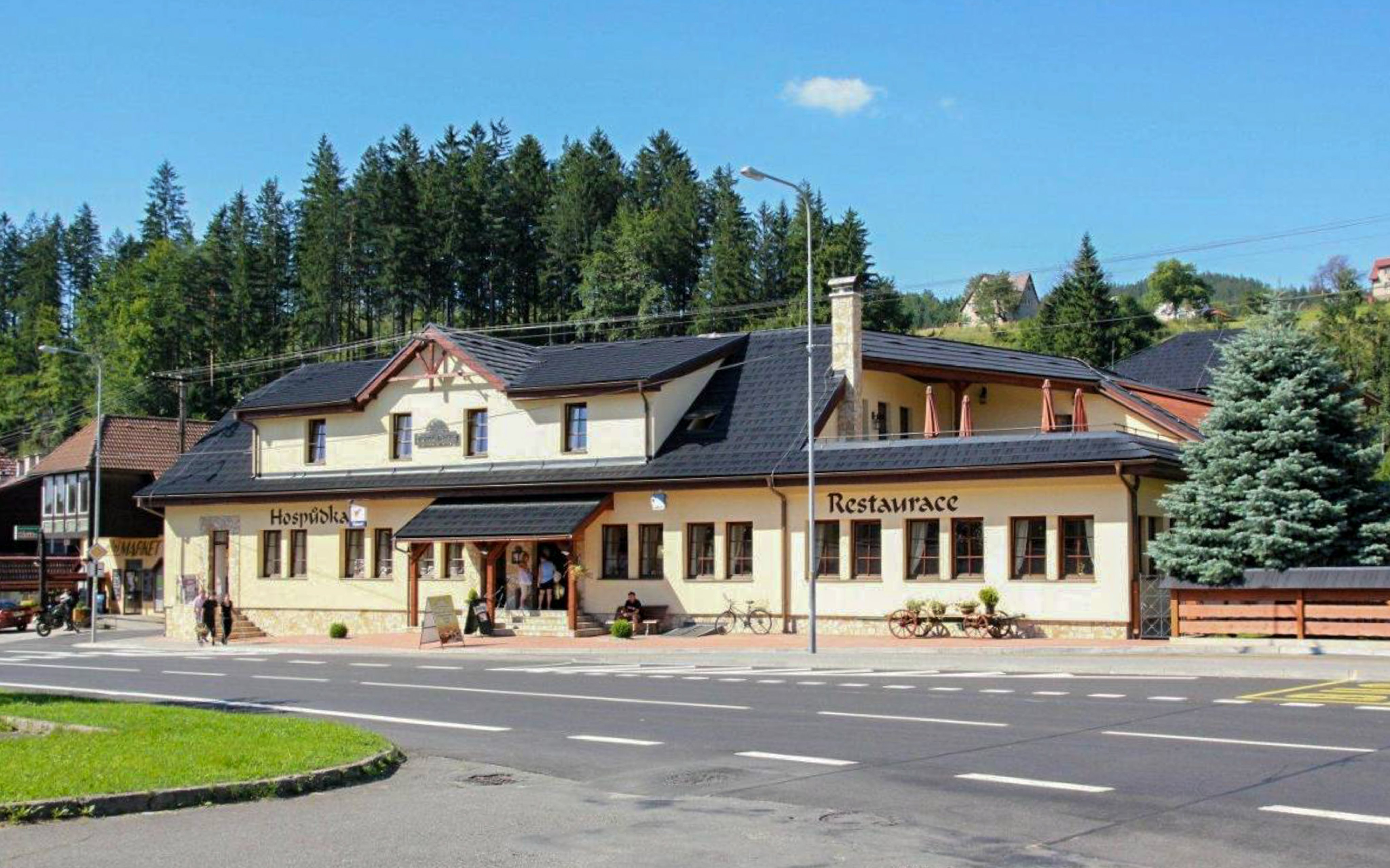 

Beskidy i Wołoszczyzna: Horní Bečva w pensjonacie Staré časy ze śniadaniem lub obiadokolacją i jacuzzi