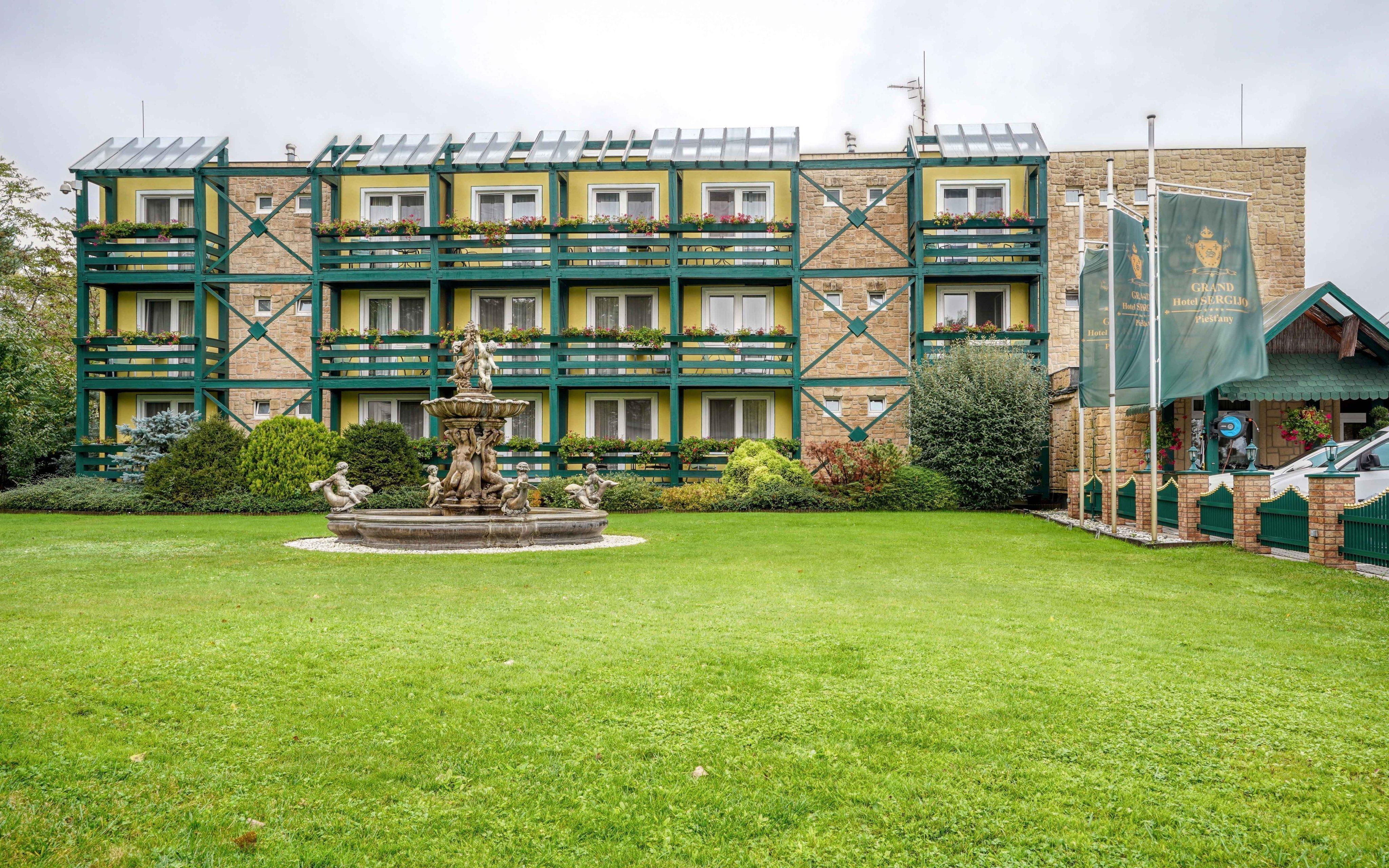 

Piešt'any: Pobyt wellness w Grand Hotel Residence **** z obiadokolacją, prywatnym wellness i łaźniami