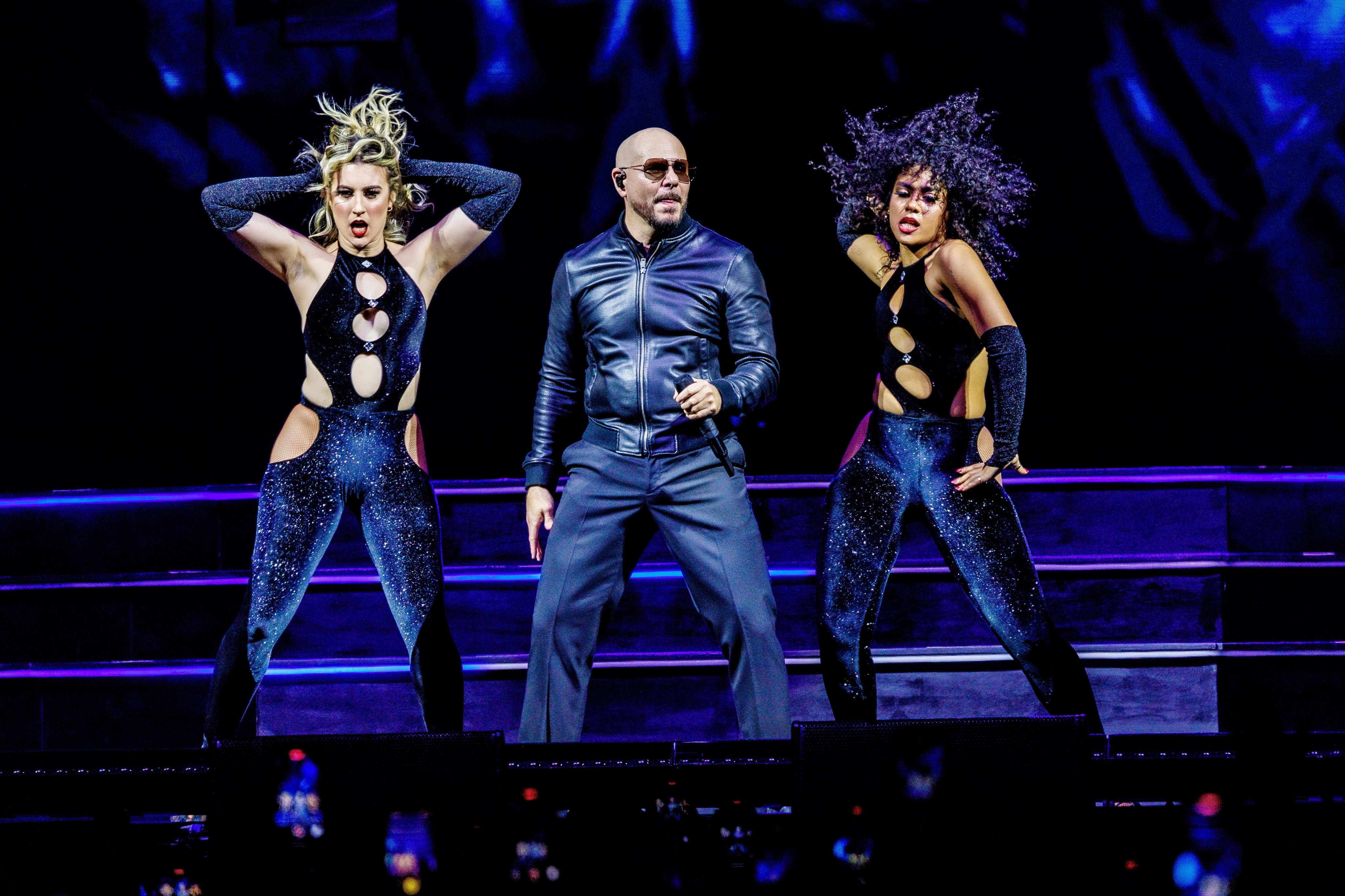 

Pitbull na żywo w Düsseldorfie: Bilety na wyjątkową trasę I'm Back Tour 2026 i zakwaterowanie w hotelu premium