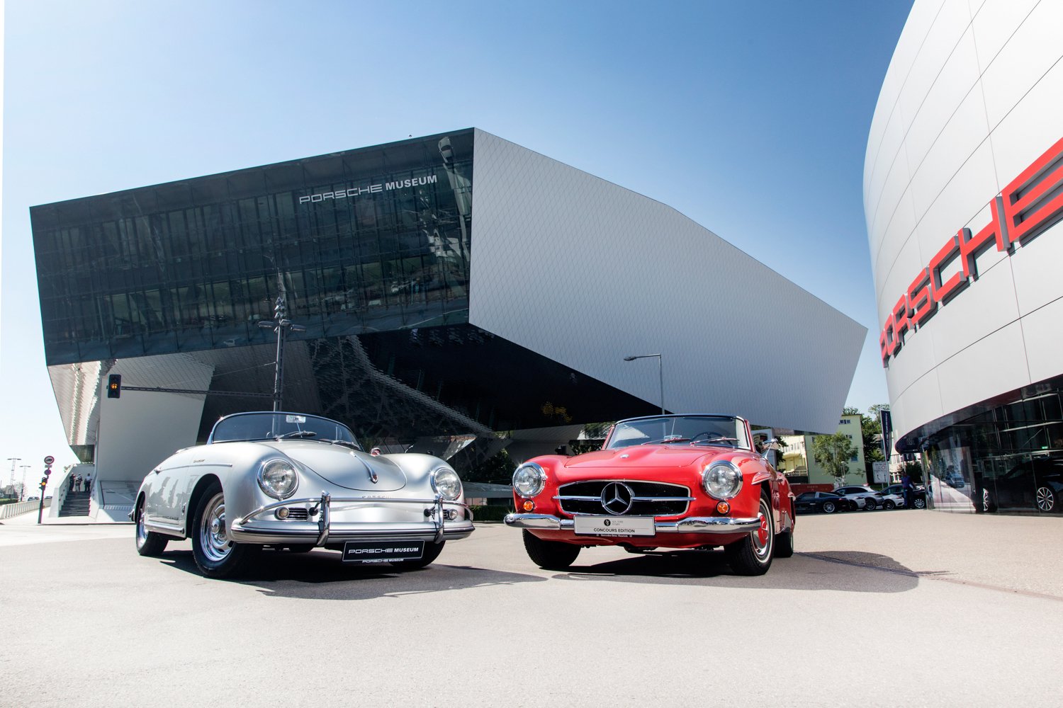 

Wrażenie motoryzacyjne w Stuttgarcie: bilety do Muzeum Porsche i Muzeum Mercedes-Benz + zakwaterowanie premium