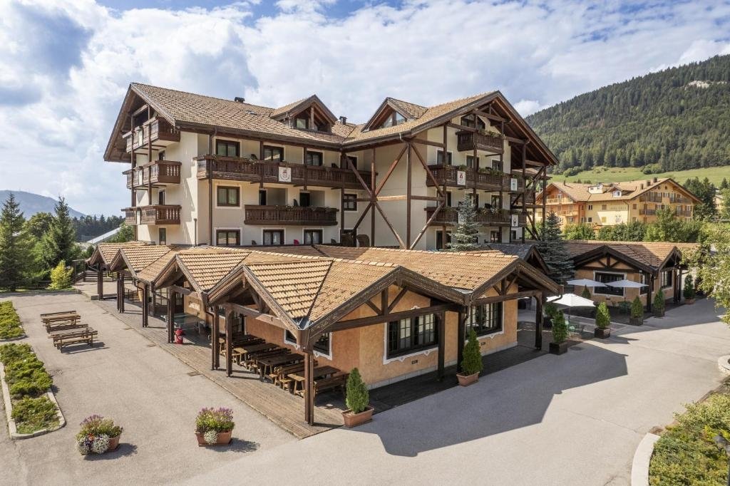 

Trentino w pobliżu pola golfowego: Pobyt w Golf Hotel **** z obiadokolacją plus, krytym basenem