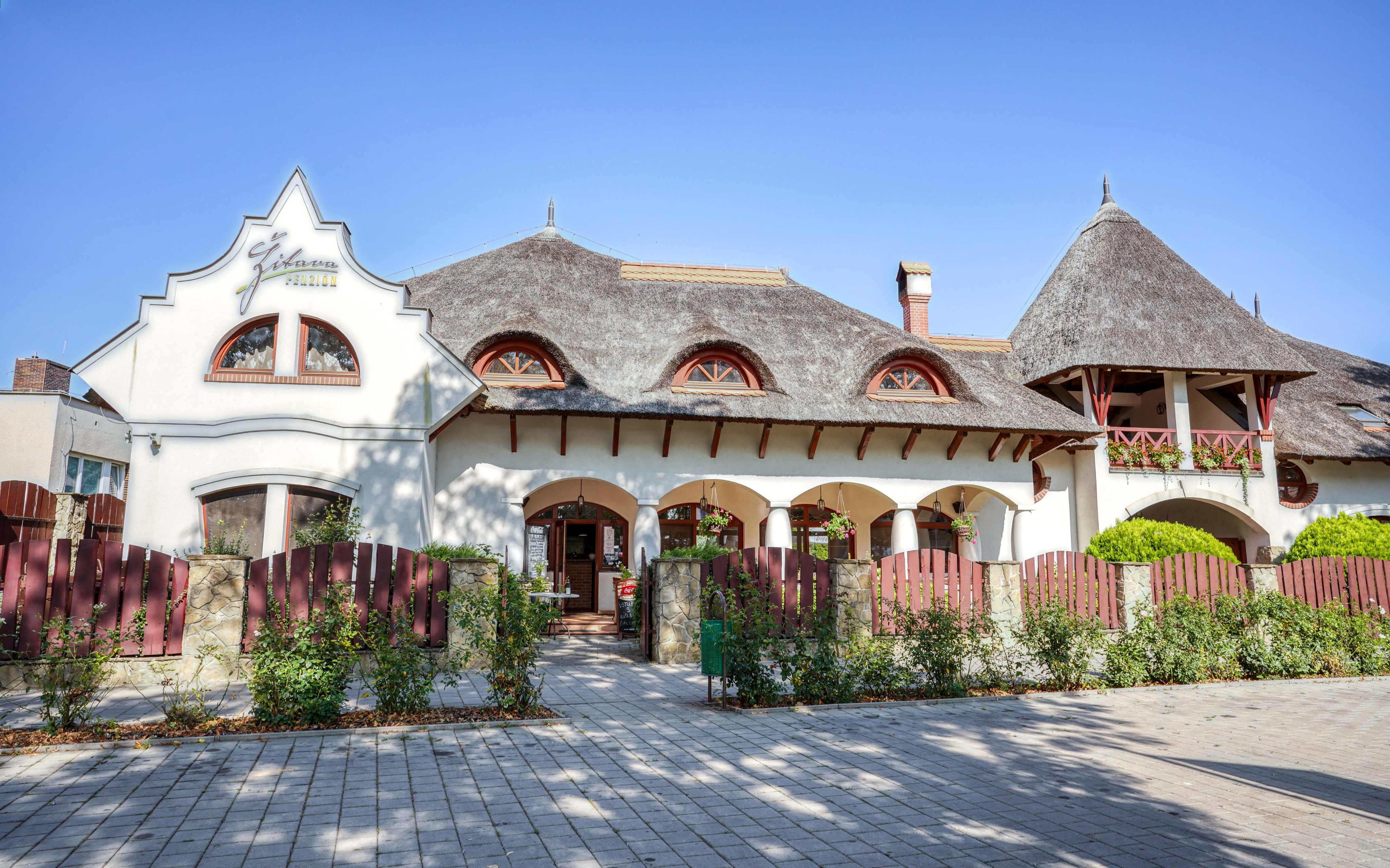 

Słowacja: Pobyt niedaleko uzdrowiska w Podhájska w stylowym Pensjonacie Žitava ze śniadaniem lub obiadokolacją