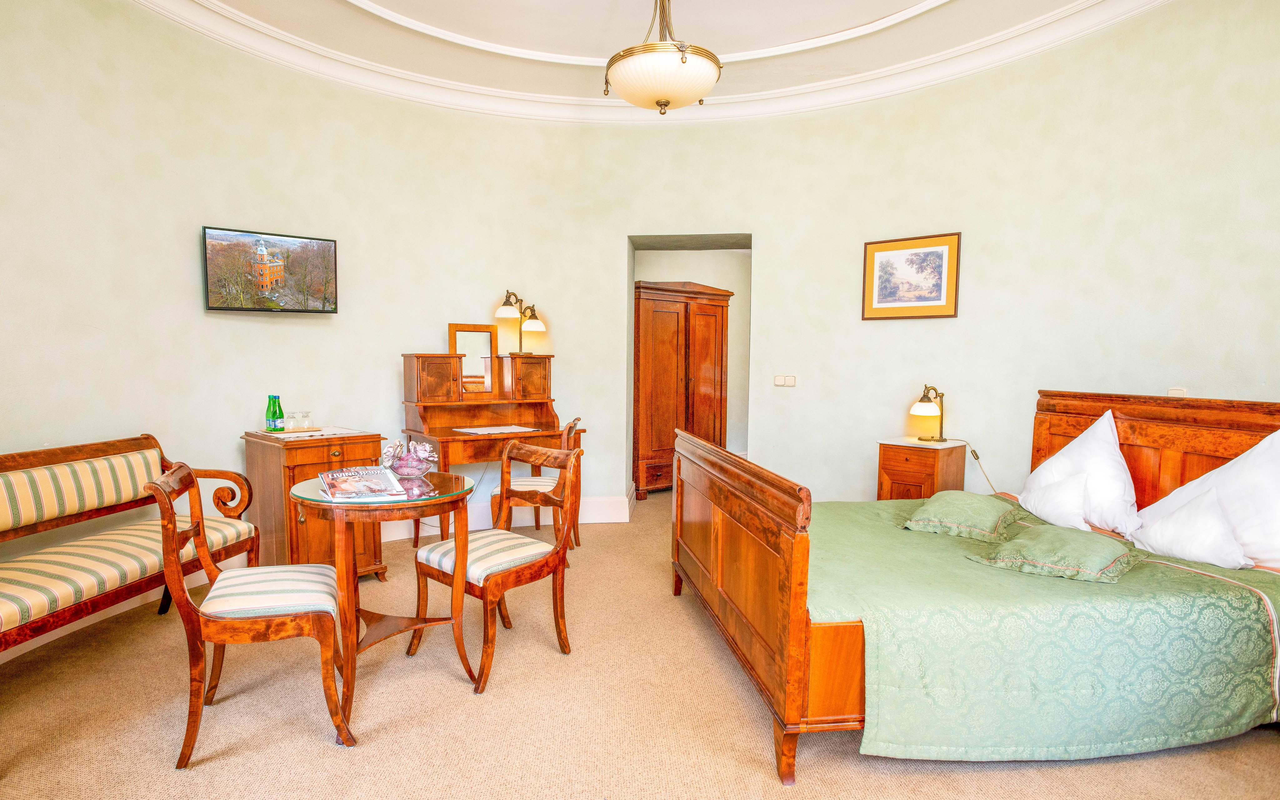 

Polska przy termach: Hotel Pałac Paulinum *** z obiadokolacją i wellness (fińska i turecka sauna) + atrakcje