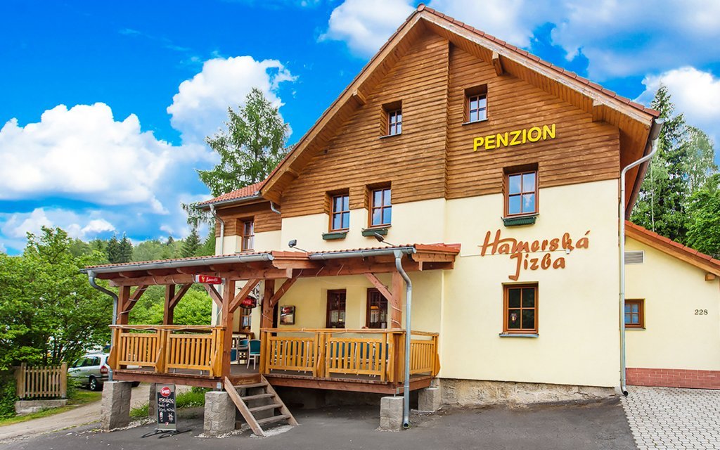 

Rudawy w pobliżu Klínovca i Karlowych Warów w Pensjonacie Hamerská Jizba z pysznymi obiadokolacjami