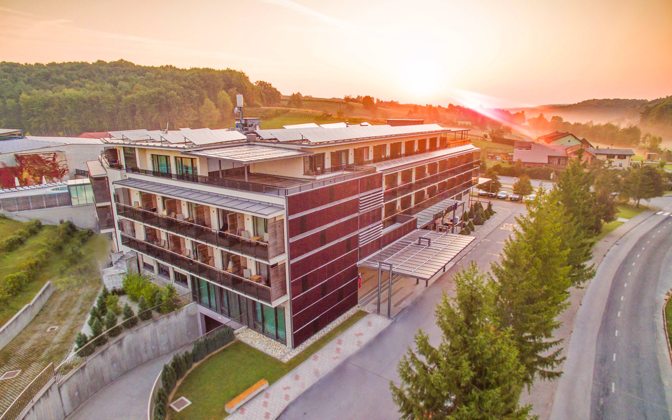 

Słowenia: Hotel Bioterme **** z obiadokolacją i nielimitowanym termalnym aquaparkiem (10 basenów i saun)