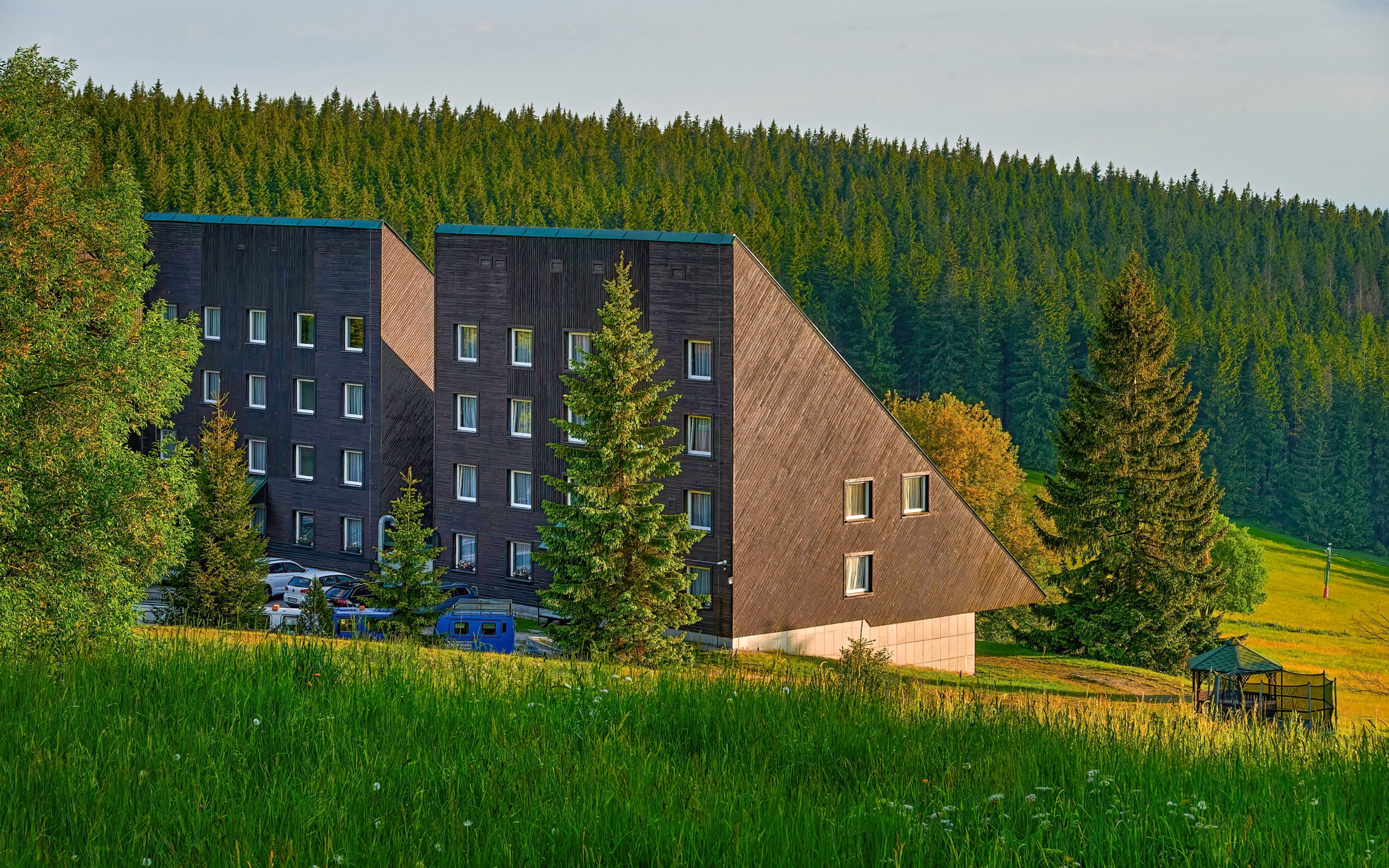 

Karkonosze w Hotelu Tetřeví Boudy *** z obiadokolacją, wellness z basenem, jacuzzi i saunami