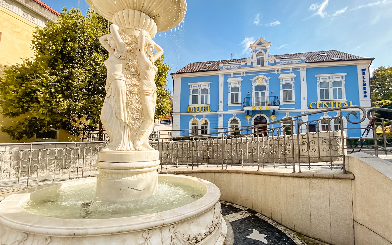 

Góry Izerskie: Łaźnie Libverda w Hotelu Central *** ze śniadaniem/obiadokolacją i wellness (jacuzzi, sauna)