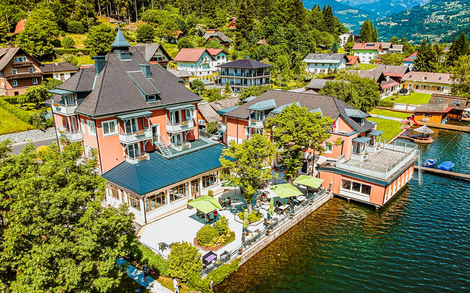 

Karyntia: Pobyt nad jeziorem w Strandhotel Burgstaller *** z obiadokolacją, wellness, prywatną plażą + zniżki