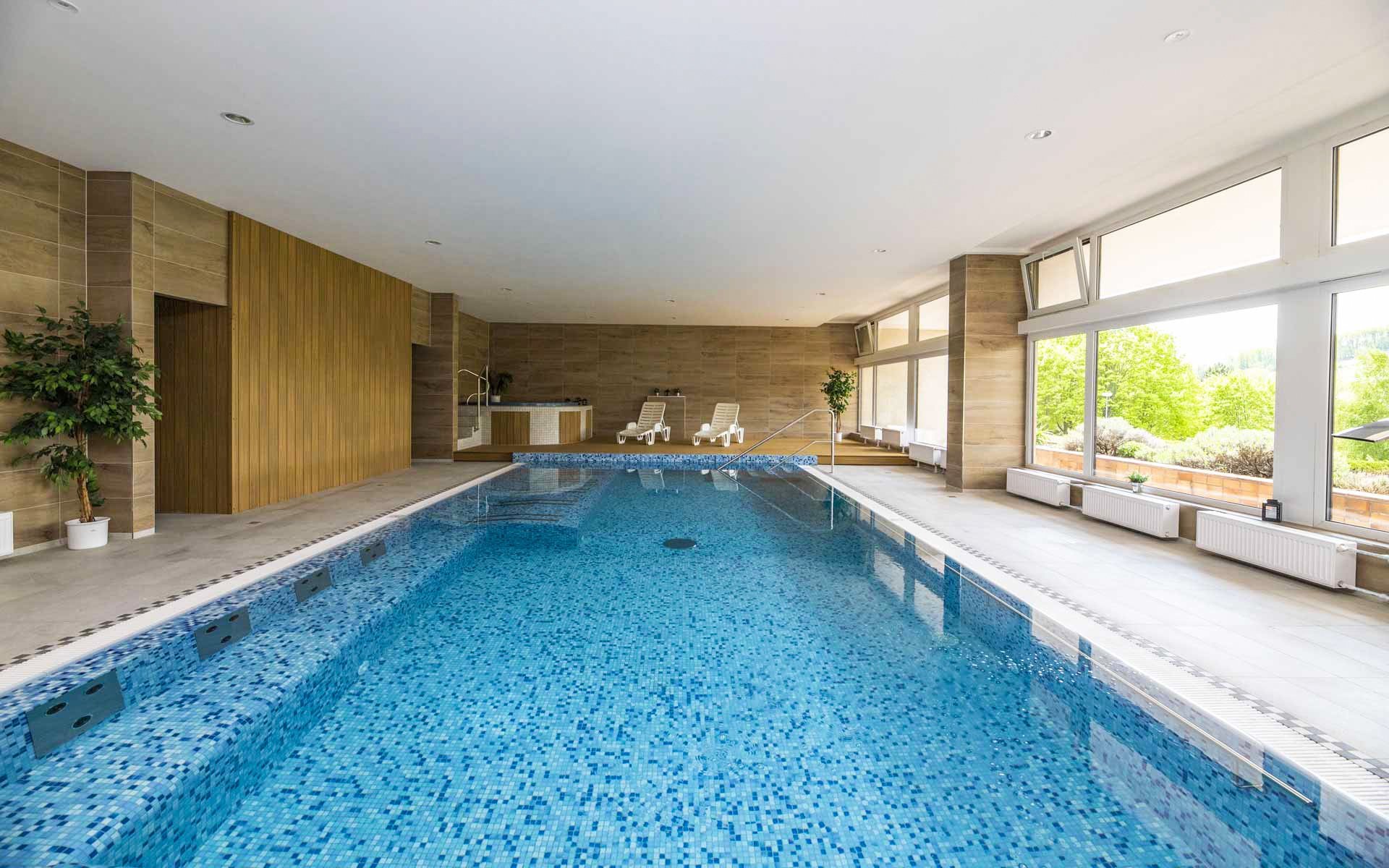 

Luhačovice: Relaks w Hotelu Harmonie *** z all inclusive wyżywieniem i napojami, 2 zabiegami i wellness