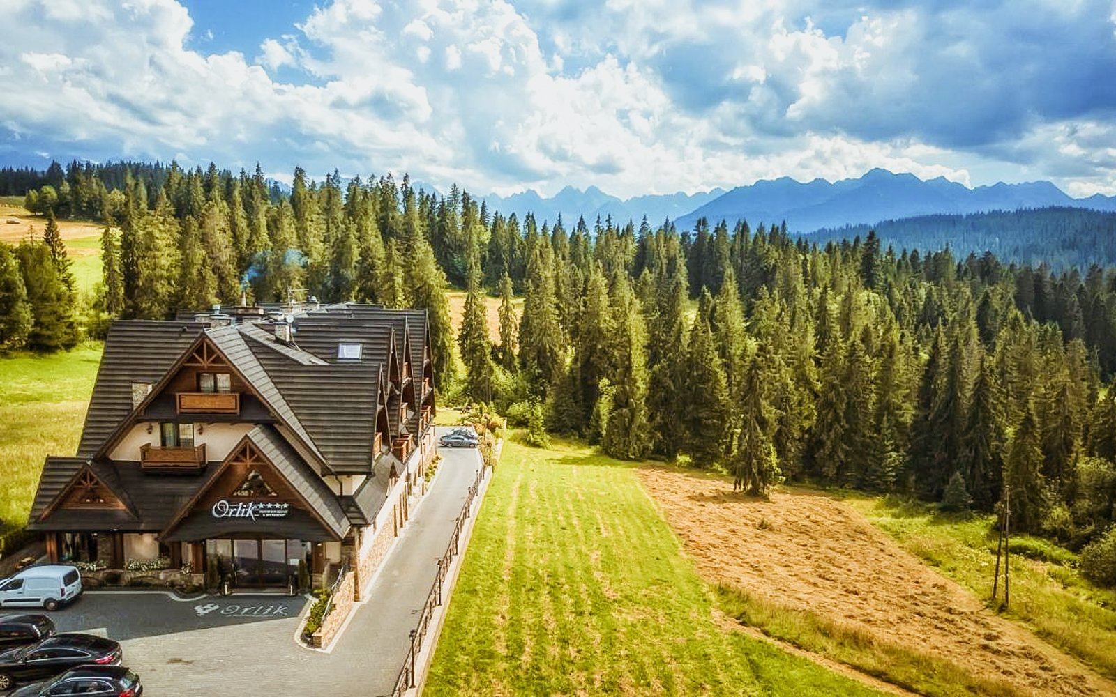 

Tatry w pobliżu term w Pensjonacie Orlik ze śniadaniami, wellness, podgrzewanym basenem, animacjami + ognisko