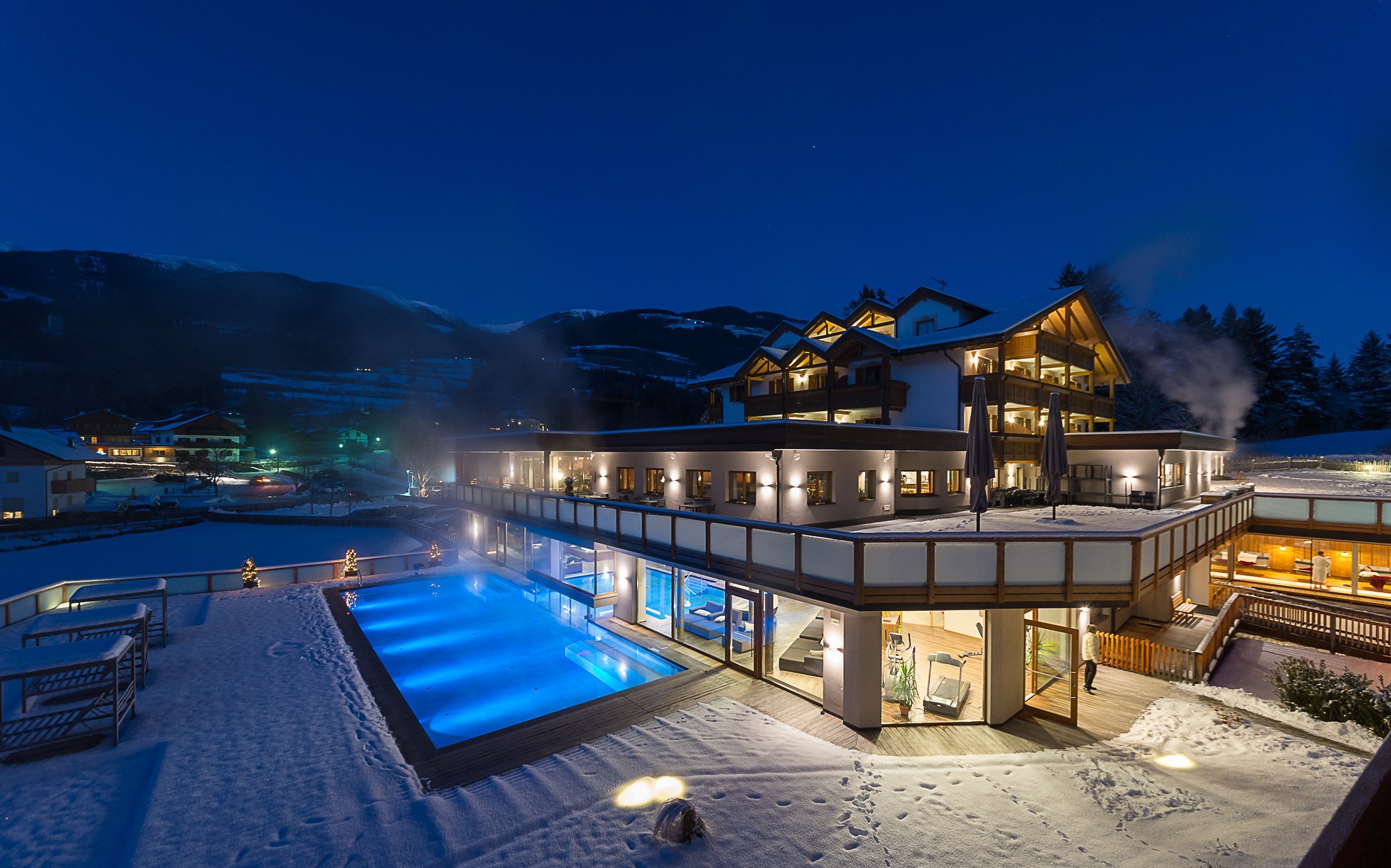

Pobyt dla smakoszy i wellness we włoskim Tyrolu: Green Lake Hotel Weiher ****+ z obiadokolacją, basenem