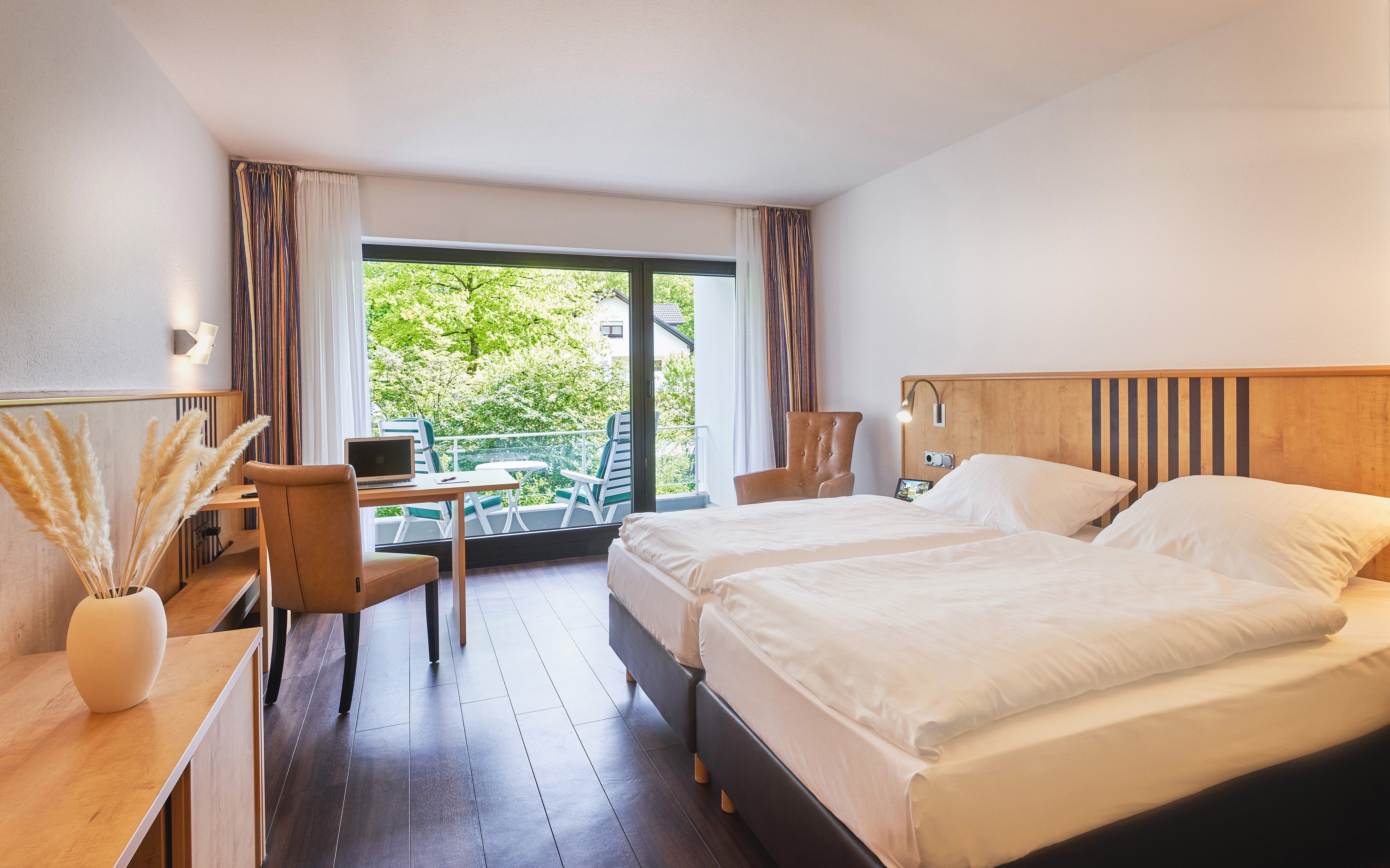 

Niemieckie klimatyczne łaźnie w Parkhotel Nümbrecht **** ze śniadaniem, wellness (basen i sauna) i fitness
