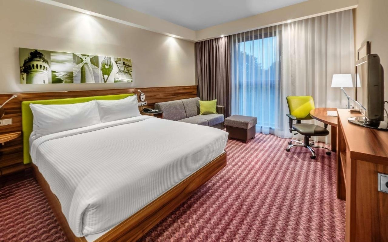 

Spa Świnoujście 20 km od Wolińskiego PN: Hampton by Hilton Świnoujście **** z obiadokolacją i fitness